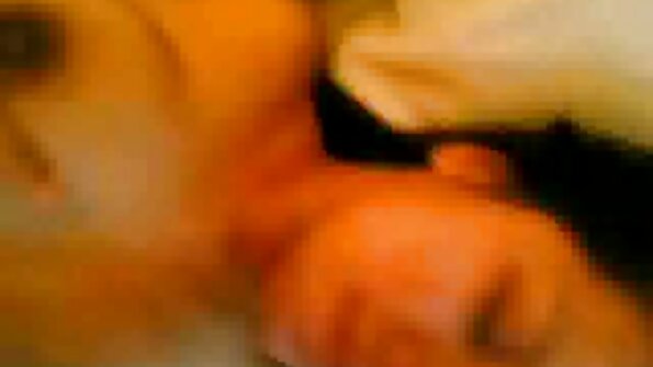 Errotica-arsip: kaos kaki hideung sheer, kageulisan alluring, awak incredibly panas kalawan aset sensuous dina rupa-rupa pose arousing, gandeng ku Olianas kapribadian uninhibited ngajadikeun Amarita masterpie a ...