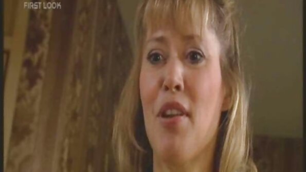 Lesbo Brits - lingerie Polka dot
